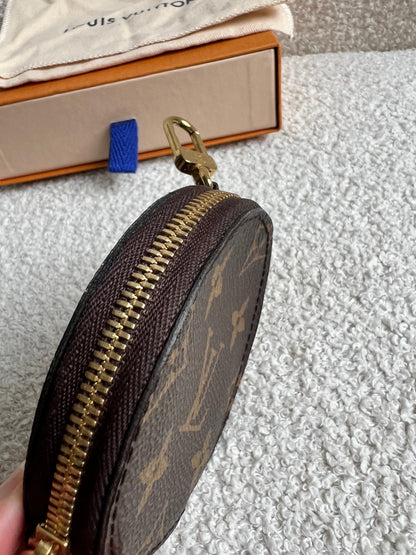Louis Vuitton Round Coin Purse Monogram