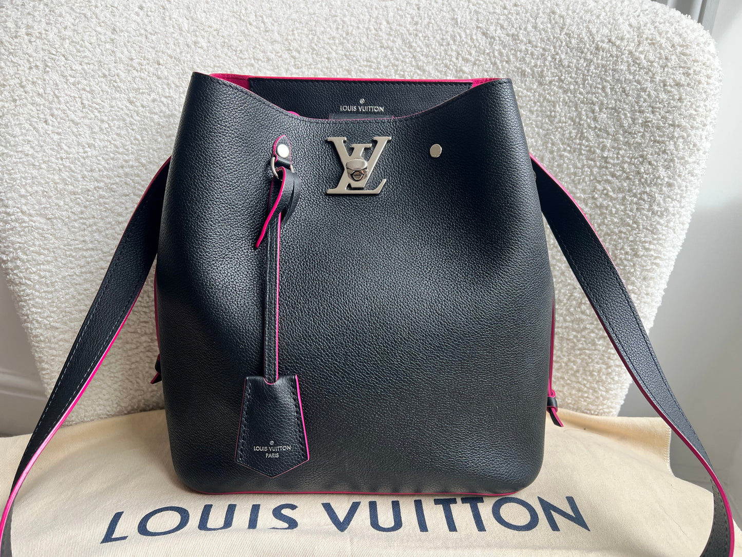 Louis Vuitton Lockme Bucket Bag in Black and Pink (RRP £2050)