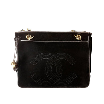 Chanel Black Luxury Tote Style 7