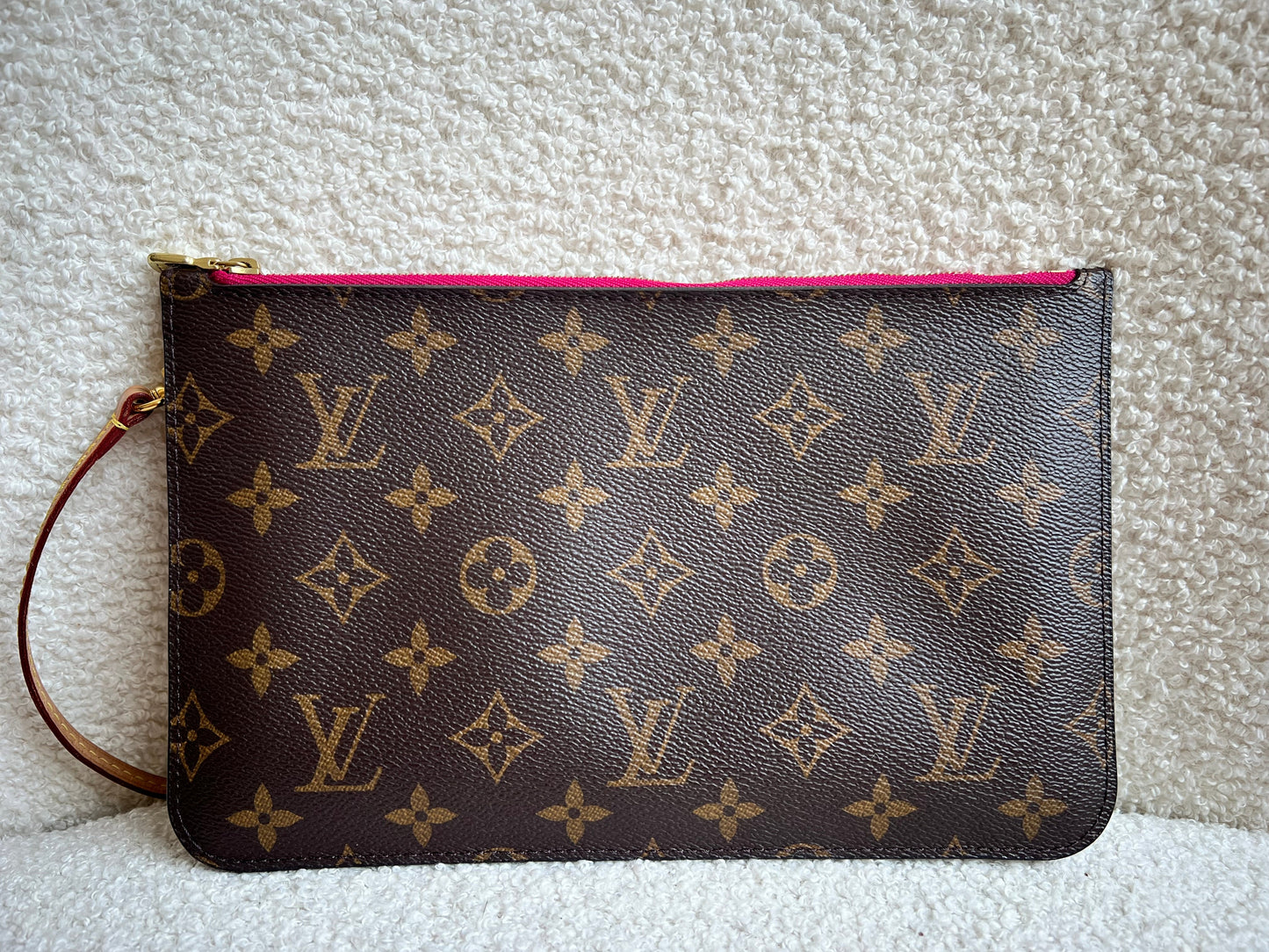 Louis Vuitton Pouch (from Neverfull MM) in Monogram