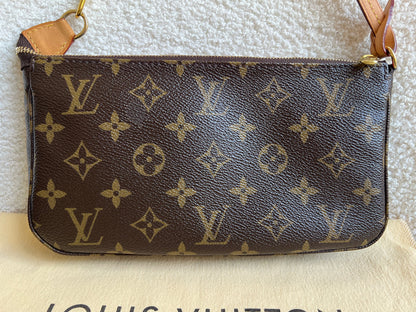 Louis Vuitton Pochette Accessoires Grenade Monogram V
