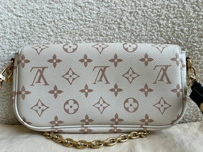 Louis Vuitton Ivy Wallet on Chain Bag Bicolour Monogram Dune Canvas (RRP £1400)