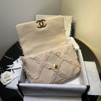 Chanel Luxury Handbag Style 481