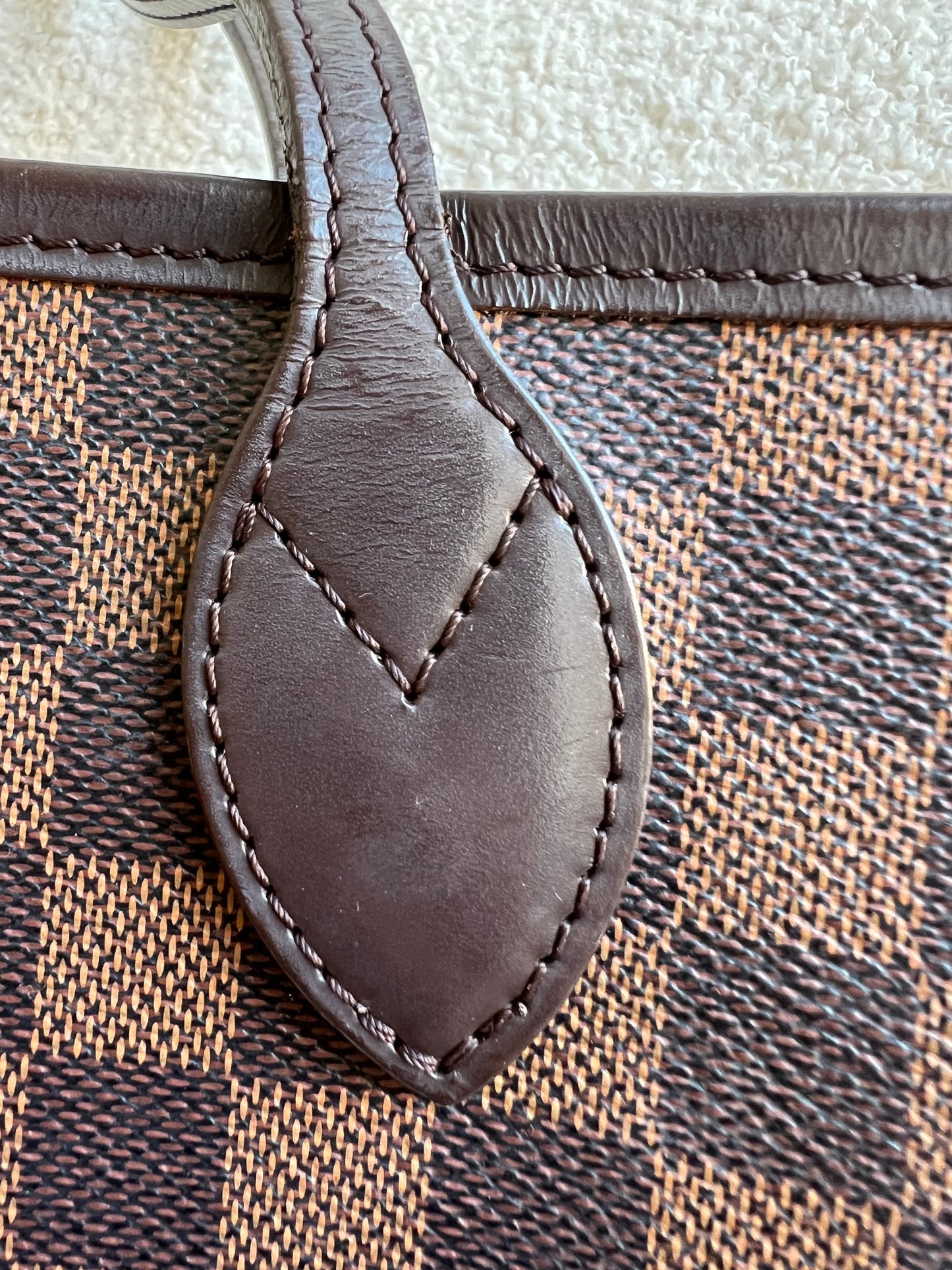 Louis Vuitton Neverfull MM Damier Ebene Cherry Interior (RRP £1,430)