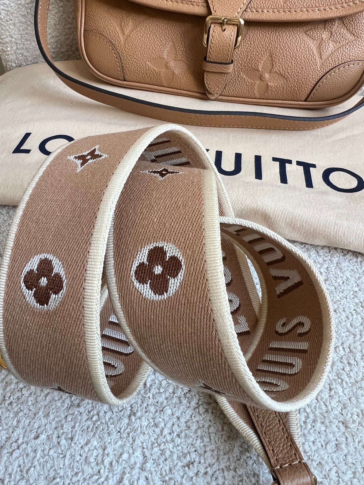 Louis Vuitton Diane Satchel Sand Empreinte (RRP £2,120)