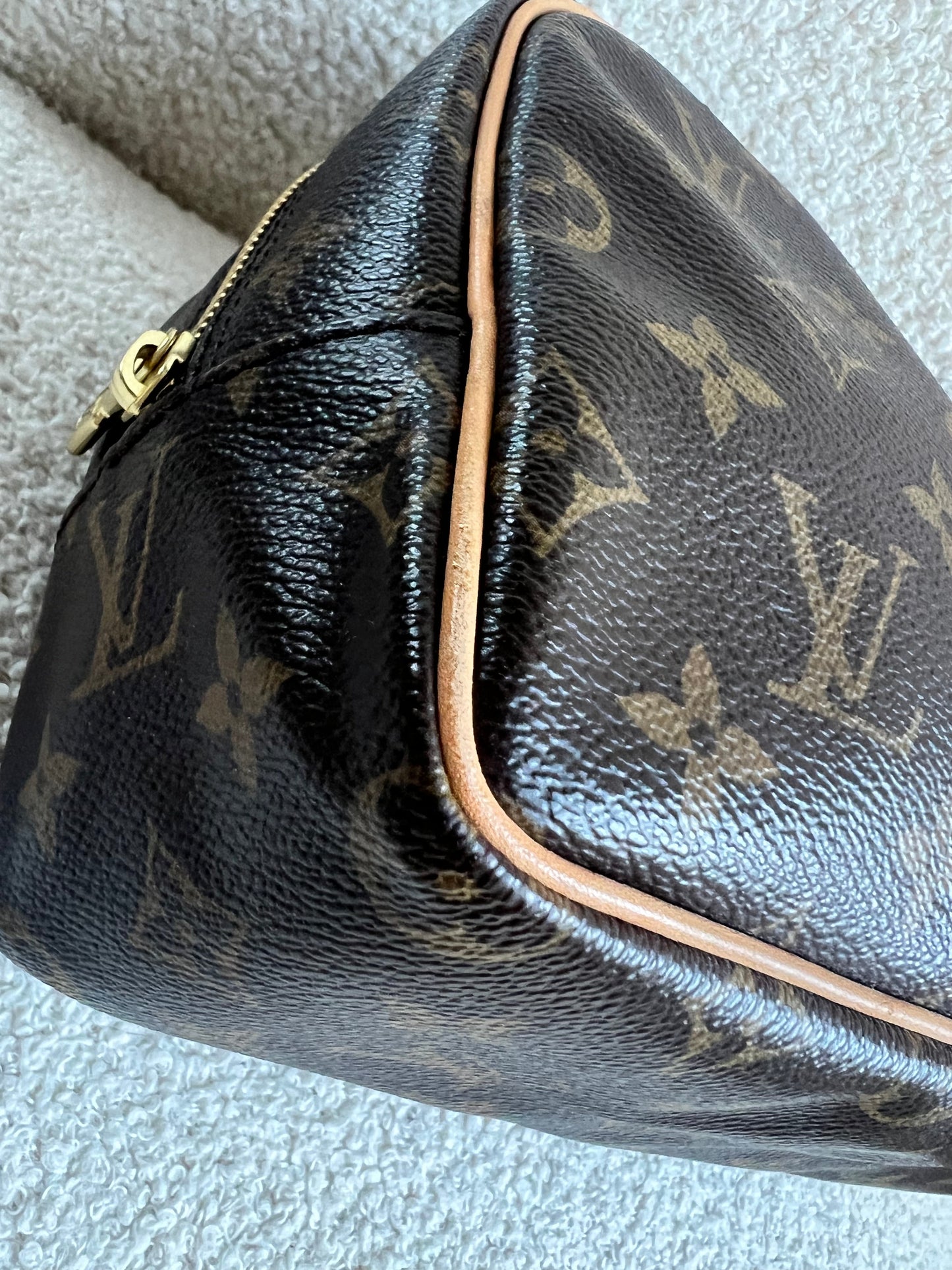 Louis Vuitton Monogram Trousse Toiletry Pouch