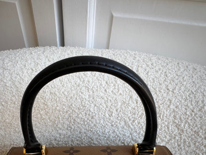 Louis Vuitton Tilsitt (RRP £1960)
