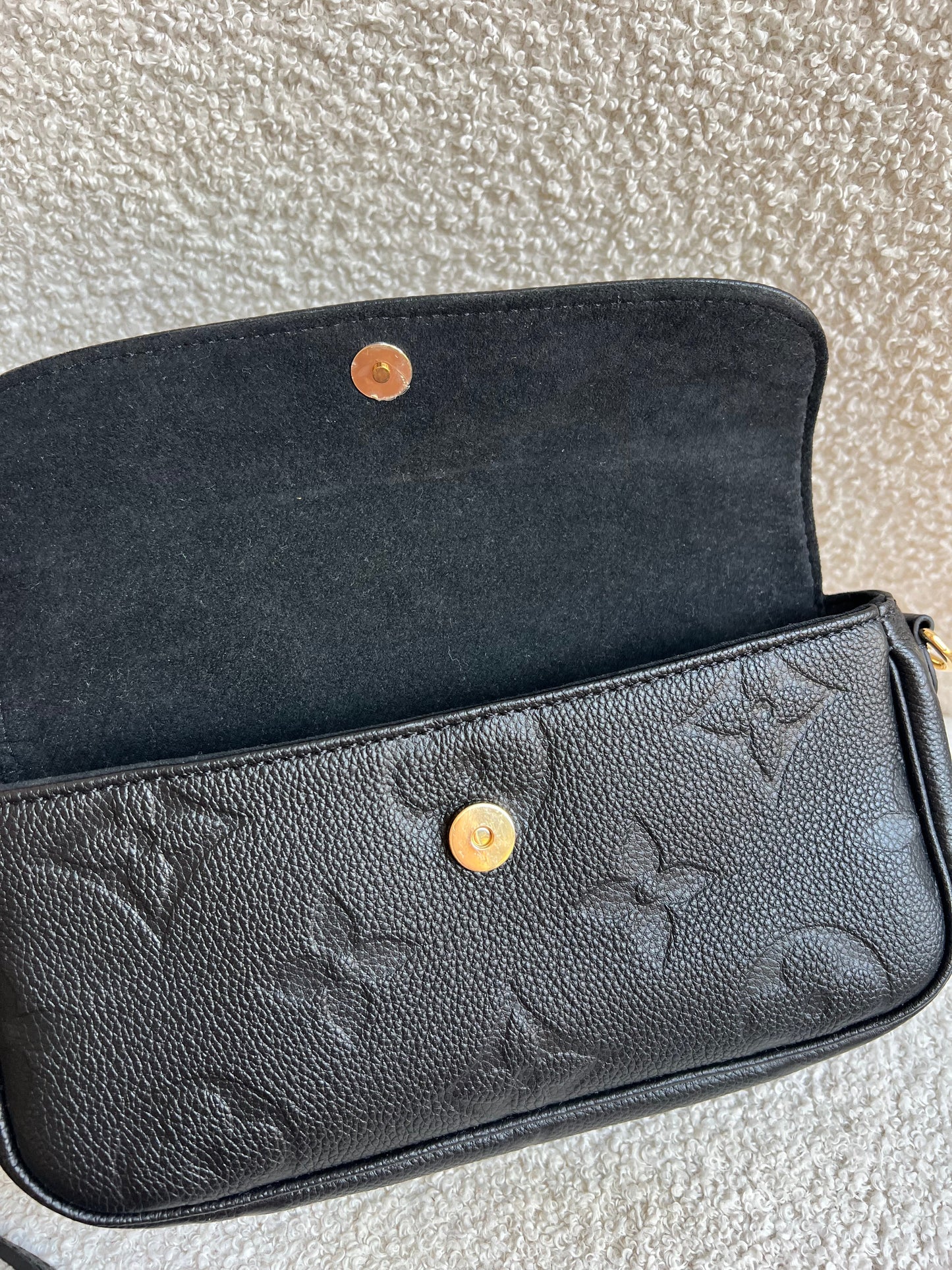 Louis Vuitton Ivy Wallet on Chain Bag Black Empreinte (RRP £1,490)