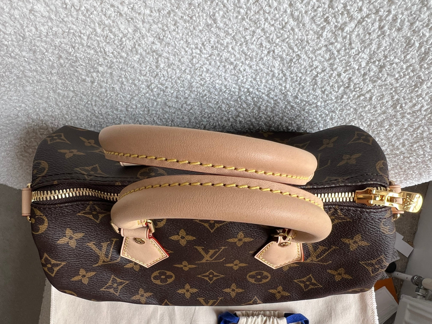 Louis Vuitton Speedy 25 Bandouliere Monogram (RRP £1,470)