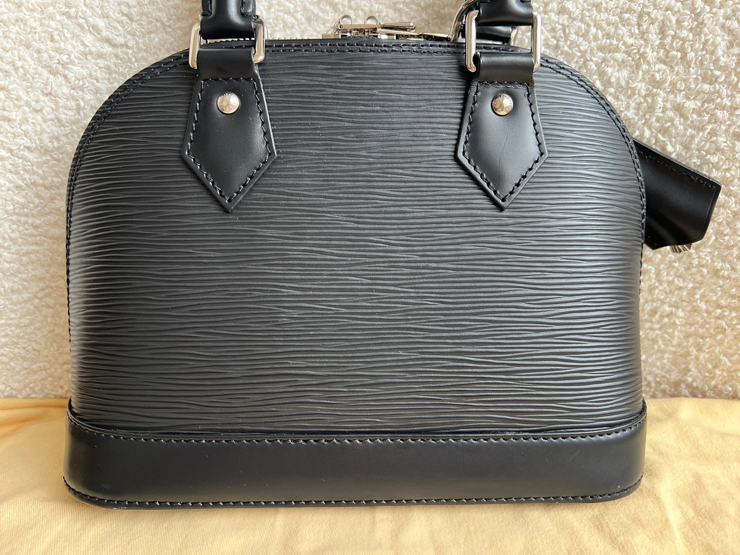 Louis Vuitton Alma BB Black Epi (RRP £1540)