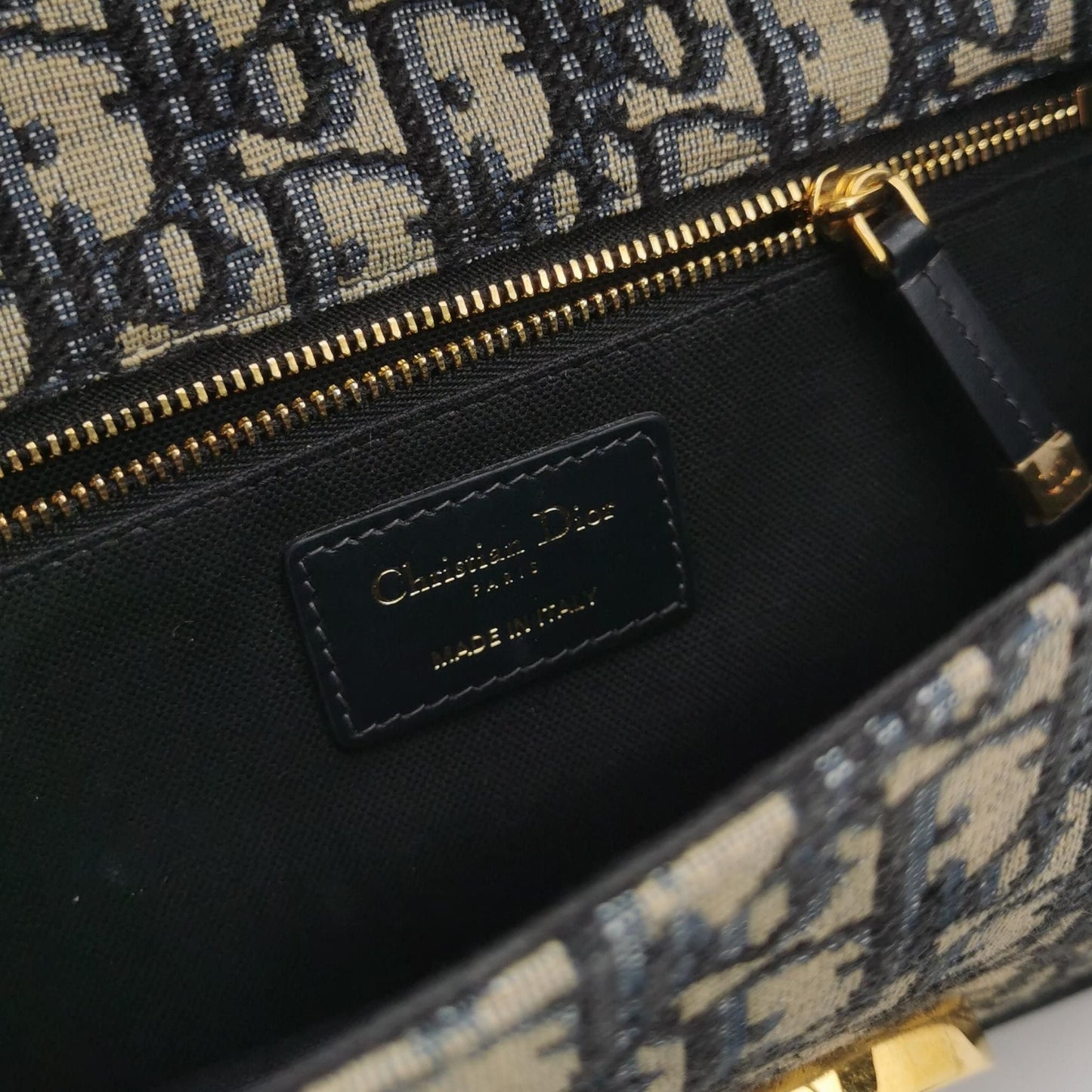 Dior 30Montaigne Medium Bag In Oblique Canvas And Leather 250423781161924