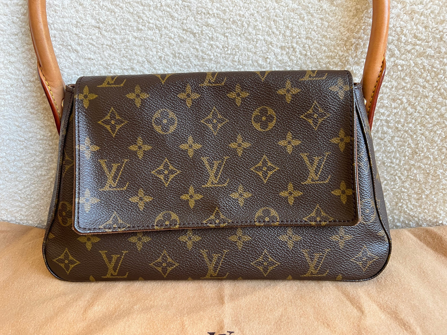 Louis Vuitton Looping Mini Monogram