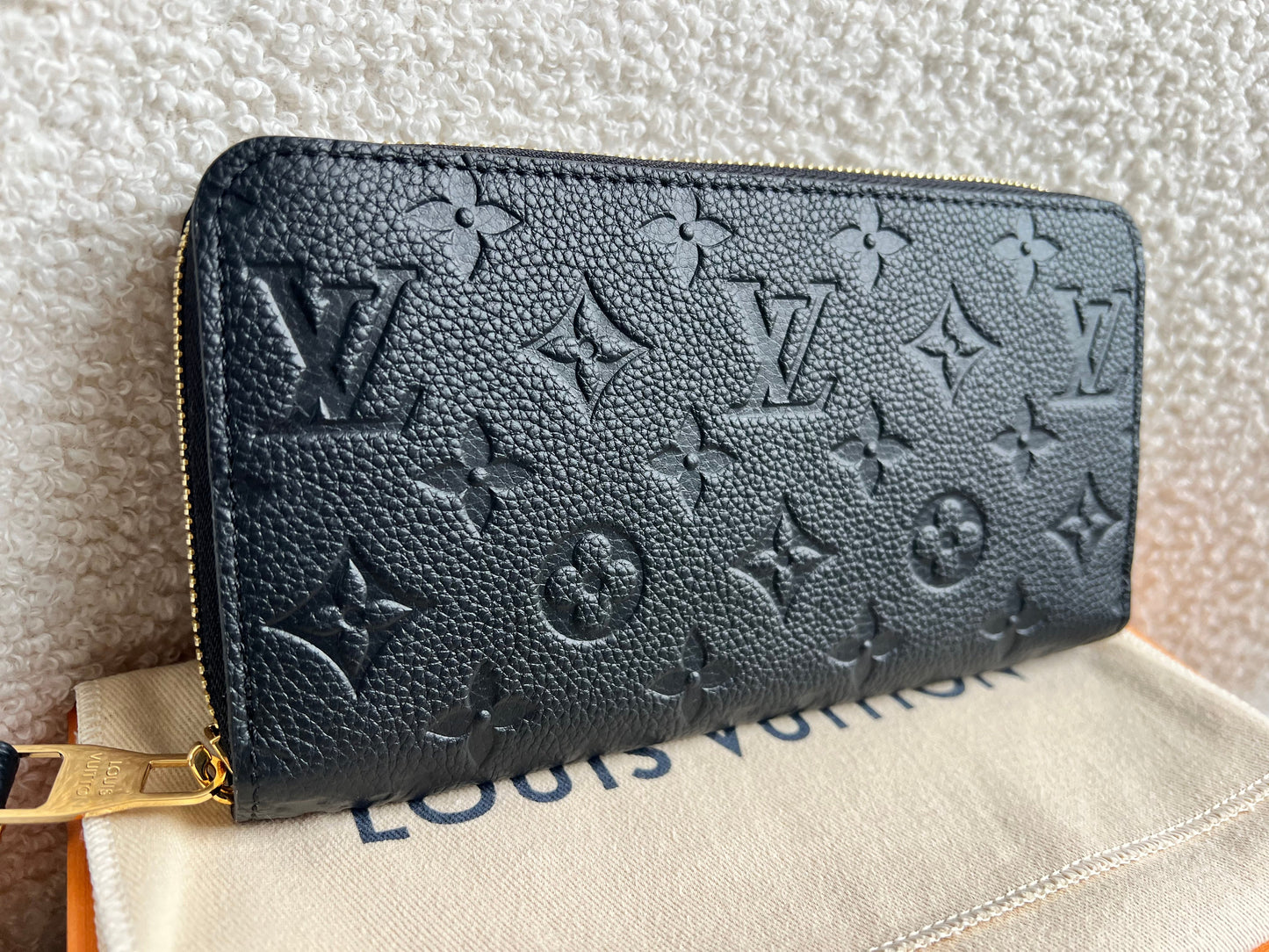 Louis Vuitton Zippy Wallet in Black Empreinte (RRP £790)