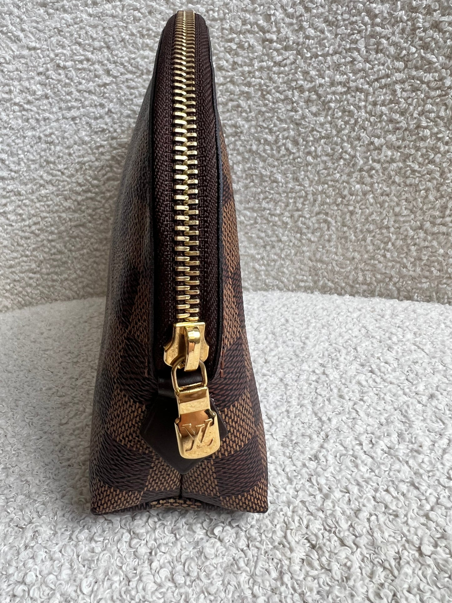 Louis Vuitton Cosmetic Pouch MM Damier Ebene (RRP £495)
