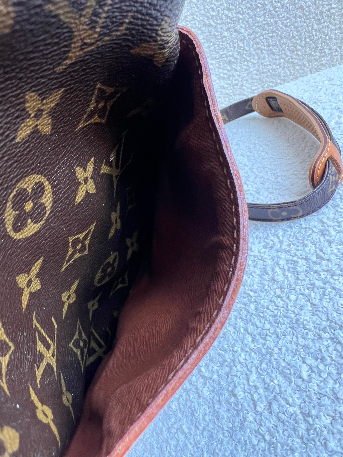 Louis Vuitton Danube Monogram
