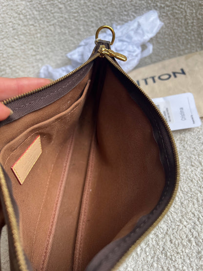 Louis Vuitton Multi Pochette Accessoires Khaki (RRP £2070)