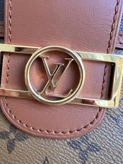Louis Vuitton Dauphine Hobo PM (RRP £2190)