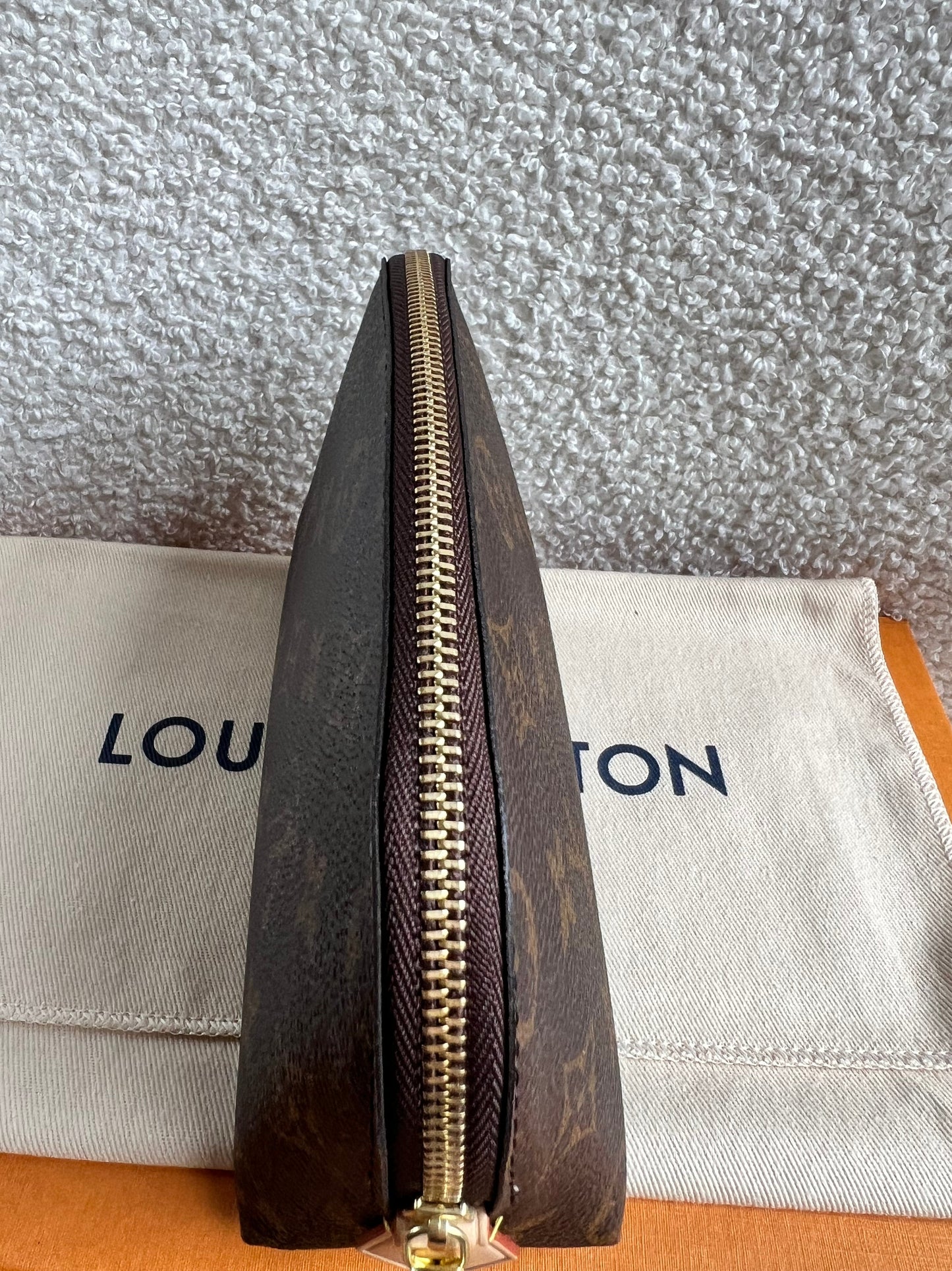 Louis Vuitton Cosmetic Pouch PM Monogram (RRP £415)