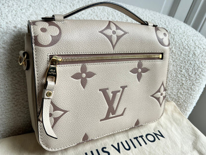 Louis Vuitton Pochette Metis Bicolour Empreinte (RRP £2,230)
