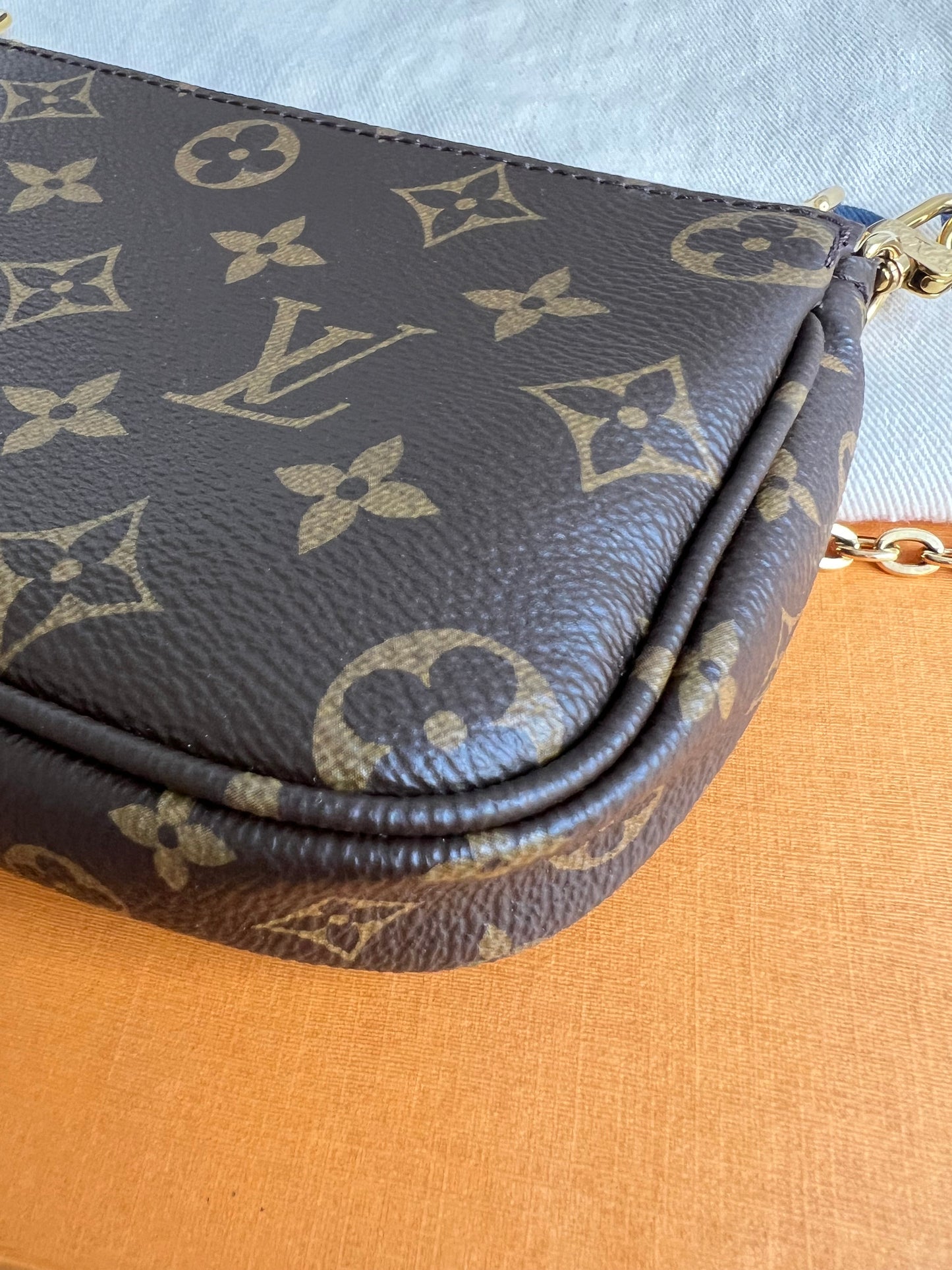 Louis Vuitton Multi Pochette Accessoires Rose Chiaro (RRP £2070)