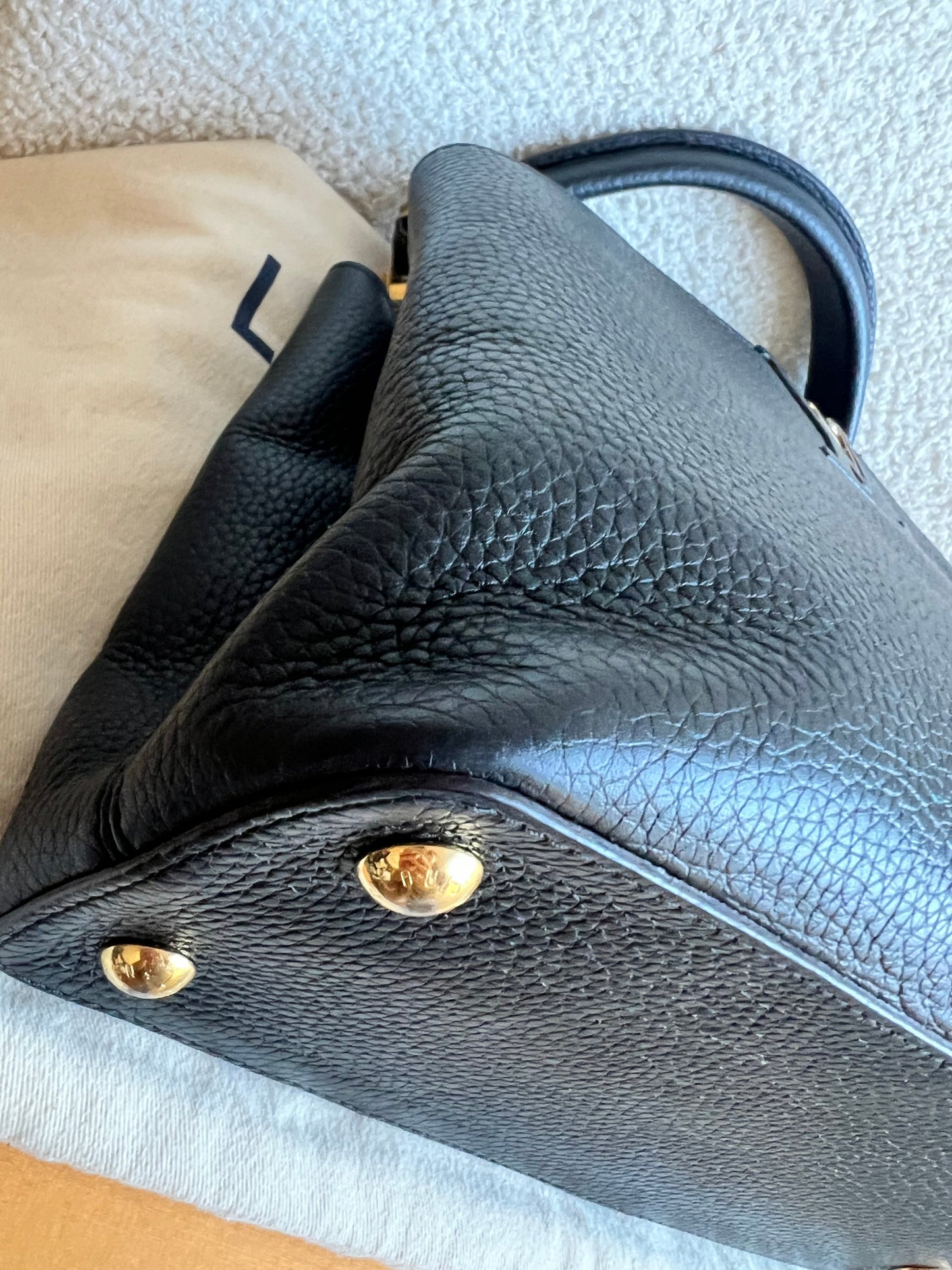 Louis Vuitton Capucines MM Black with Silver Hardware (RRP £4,350)