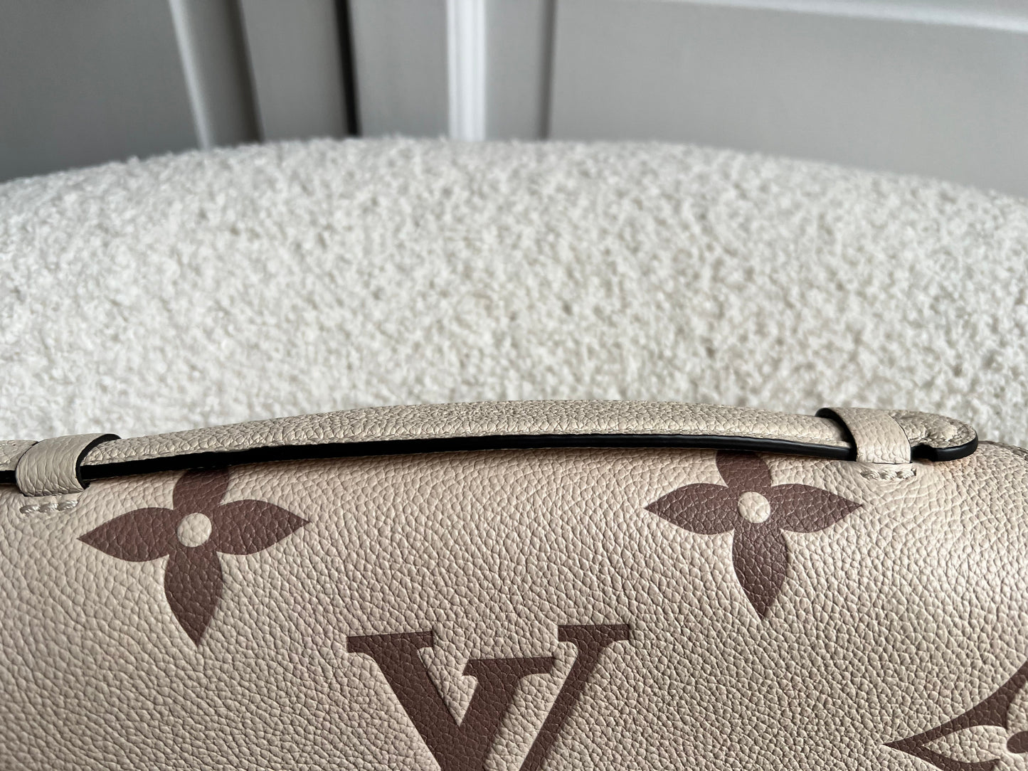 Louis Vuitton Pochette Metis Bicolour Empreinte (RRP £2,230)