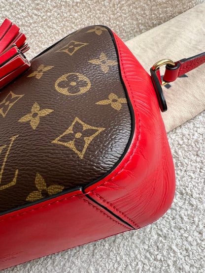 Louis Vuitton Saintonge Monogram Red