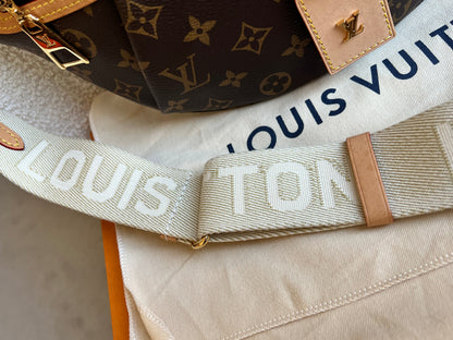 Louis Vuitton High Rise Bumbag in Monogram Canvas (RRP £1470)