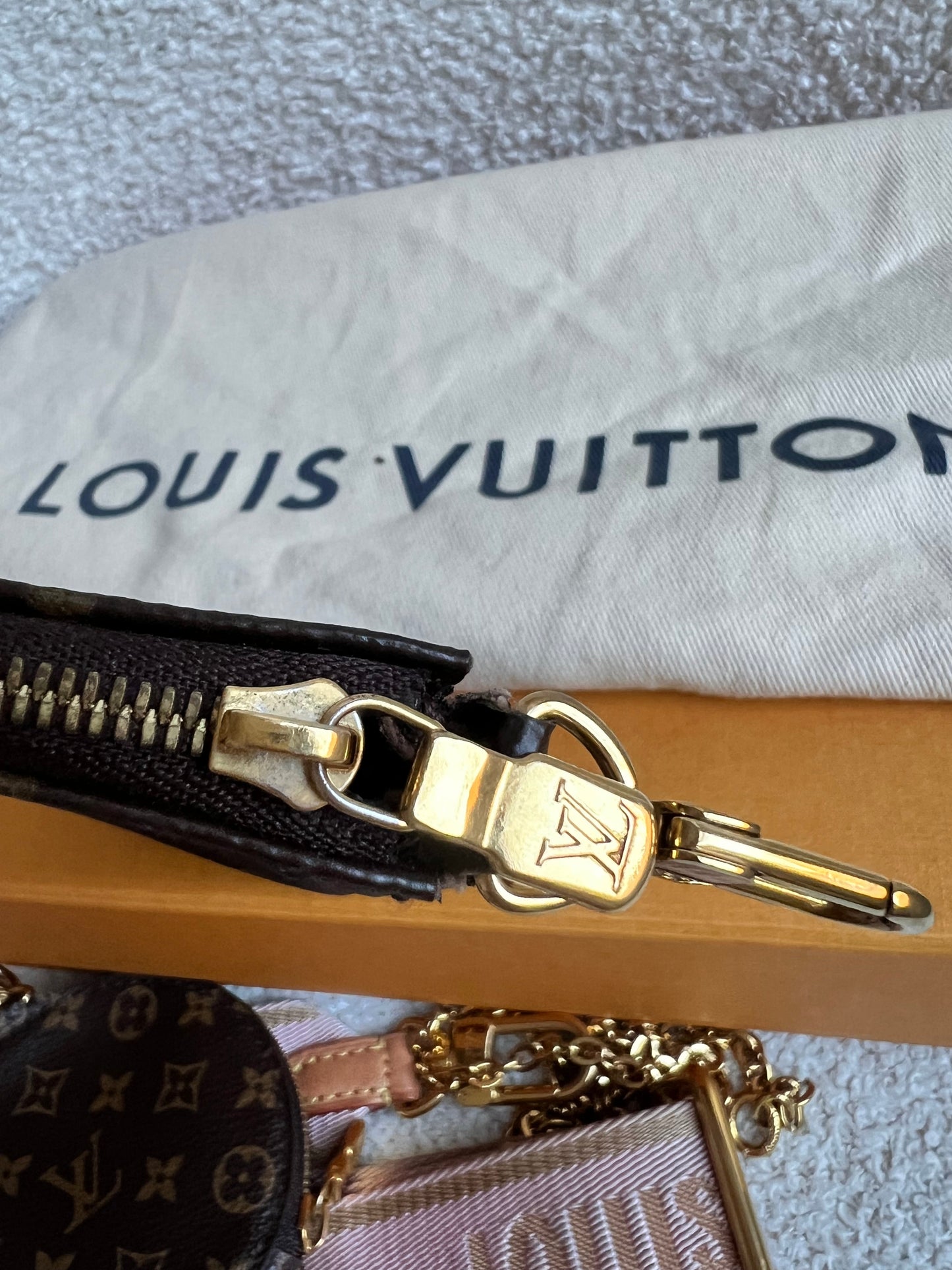Louis Vuitton Multi Pochette Accessoires Rose Chiaro (RRP £2030)