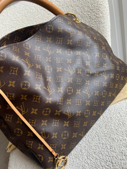 Louis Vuitton Artsy MM Monogram (RRP £1,940)