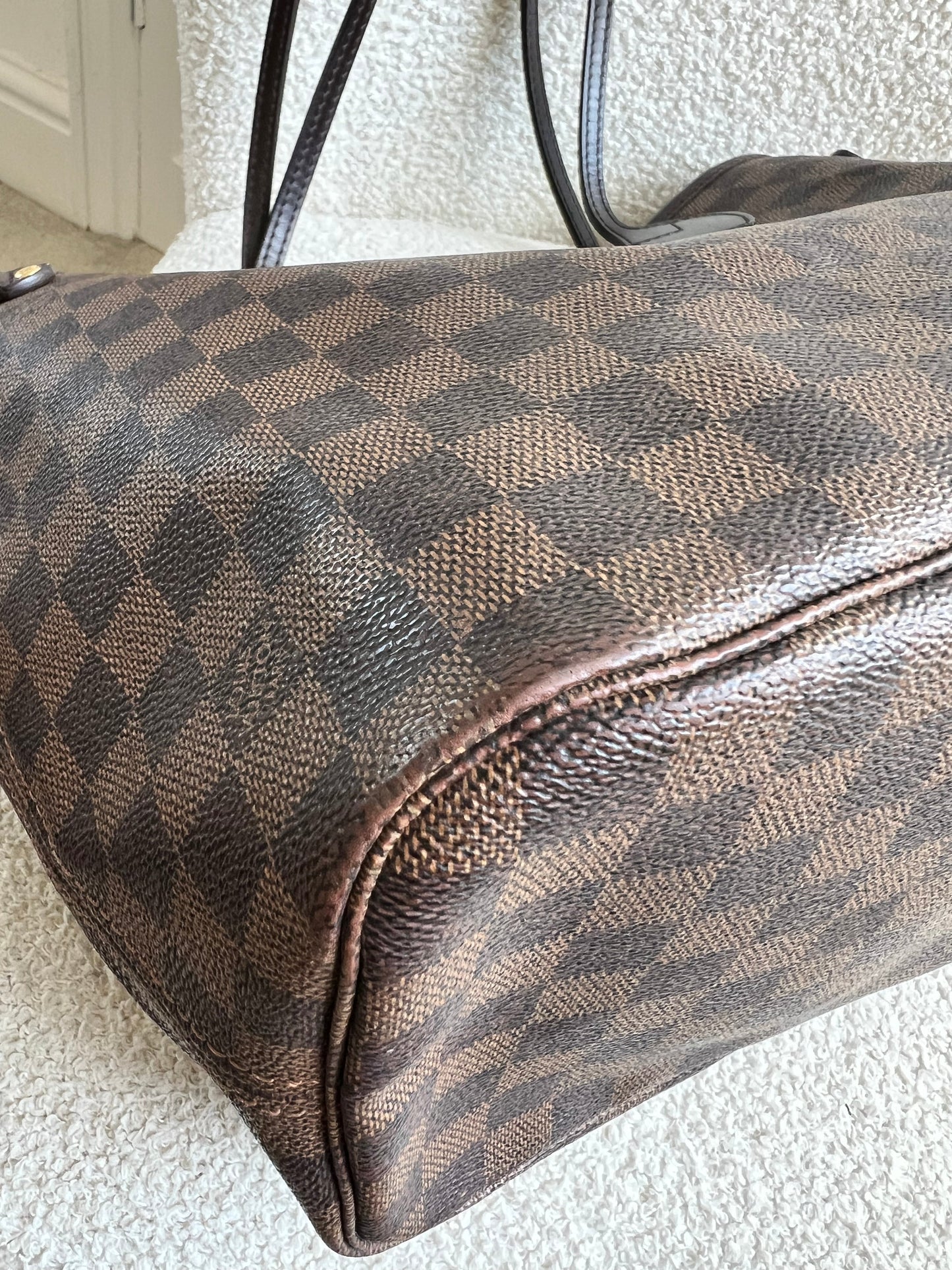 Louis Vuitton Neverfull MM Damier Ebene Cherry Interior (RRP £1,430)