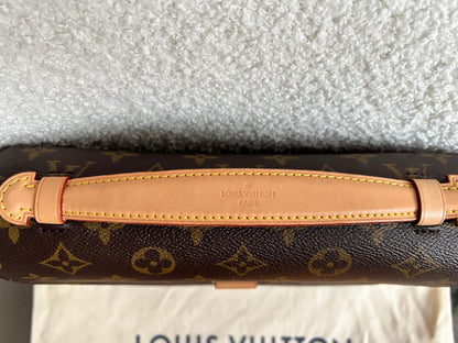 Louis Vuitton Pochette Metis Monogram (RRP £2,020)