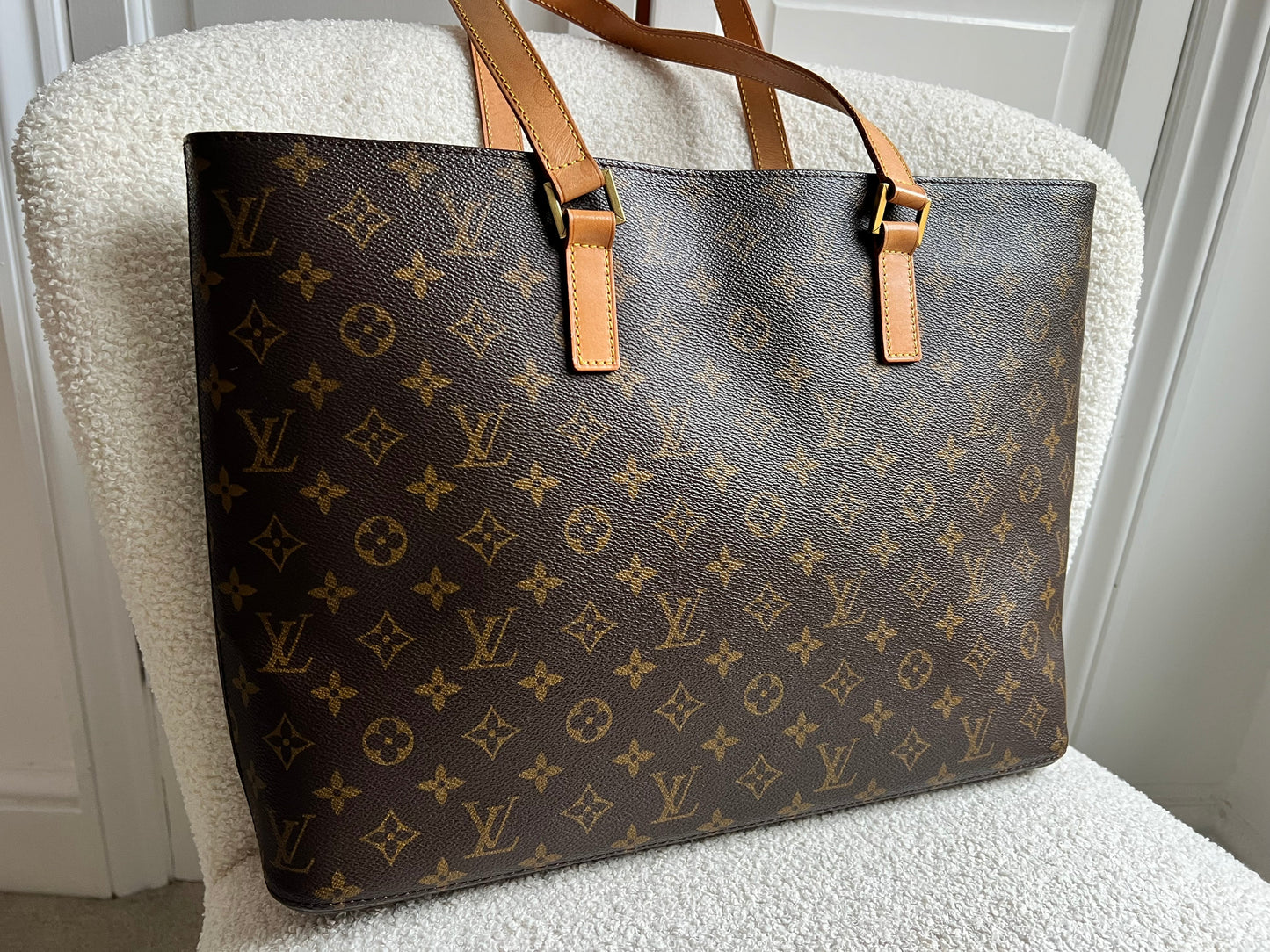 Louis Vuitton Luca Tote Monogram