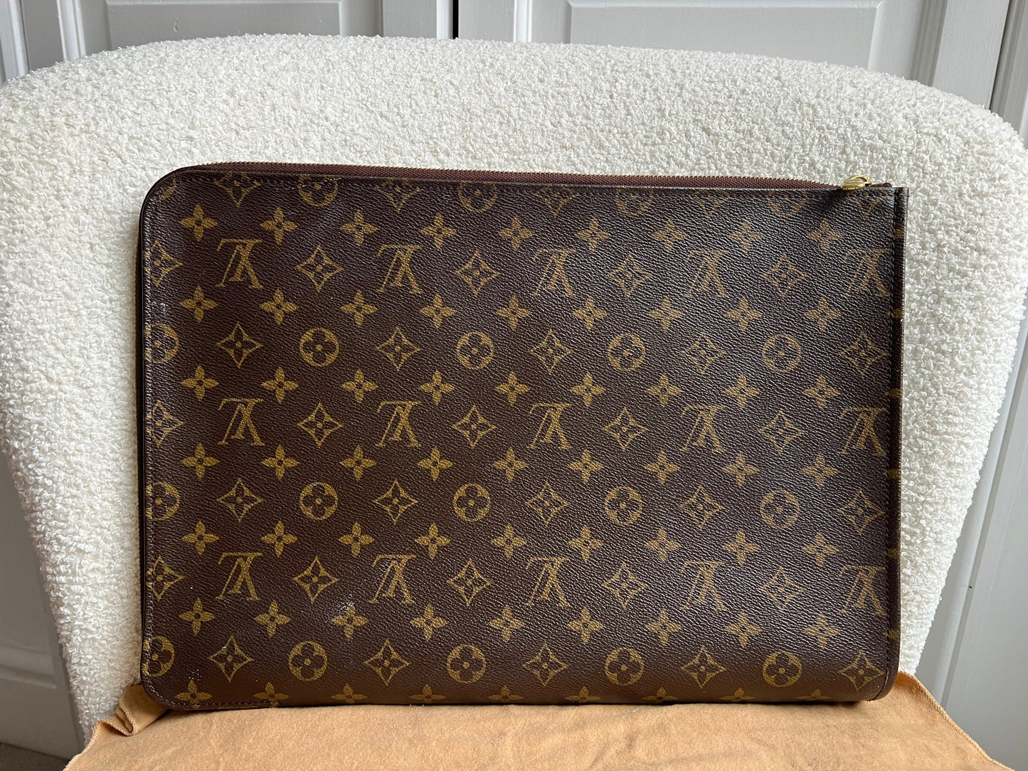 Louis Vuitton Monogram Poch Documents Portfolio Case 39