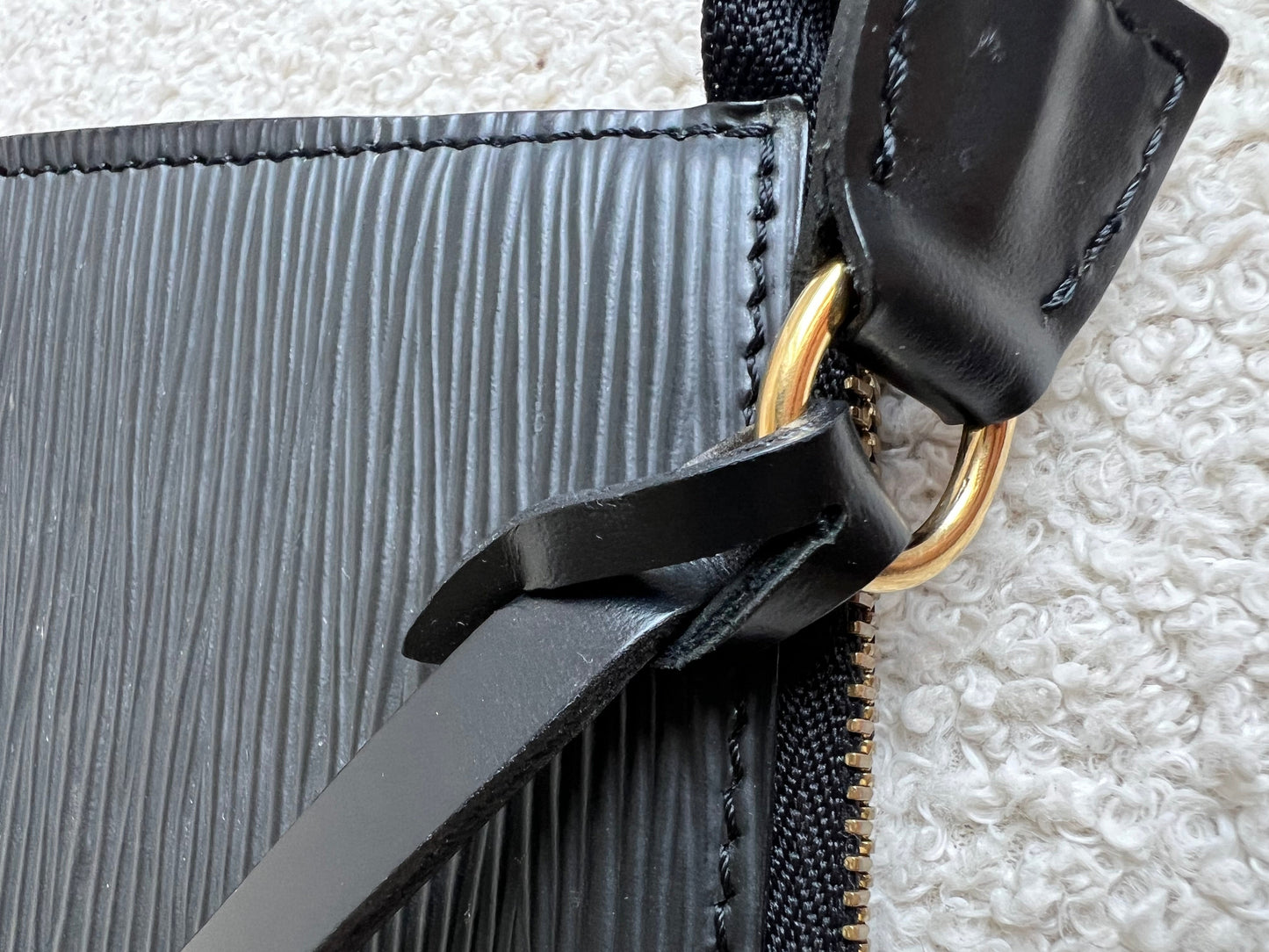 Louis Vuitton Vintage Black Epi Leather Pochette