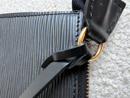 Louis Vuitton Vintage Black Epi Leather Pochette