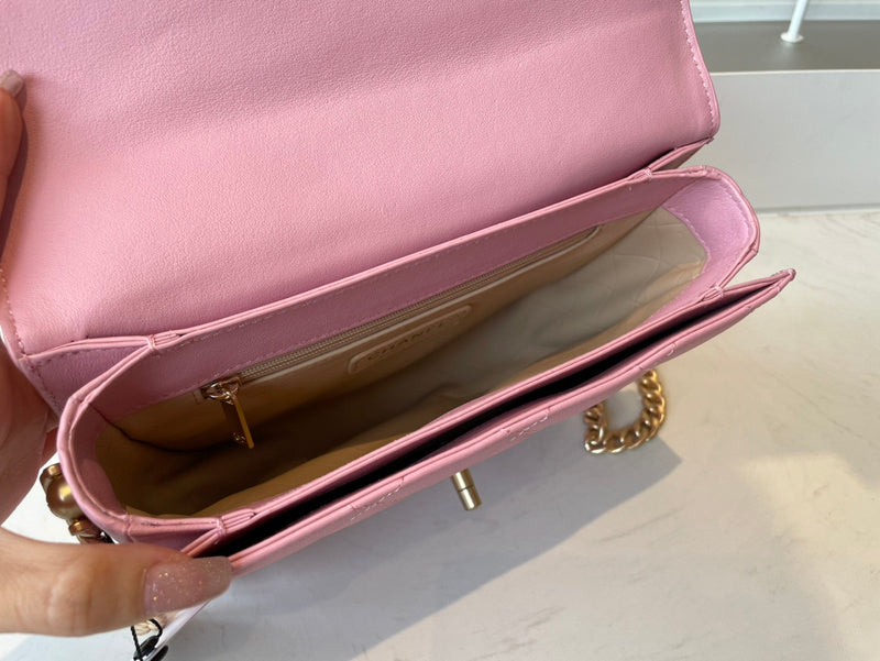 Chanel Luxury Handbag Style 614