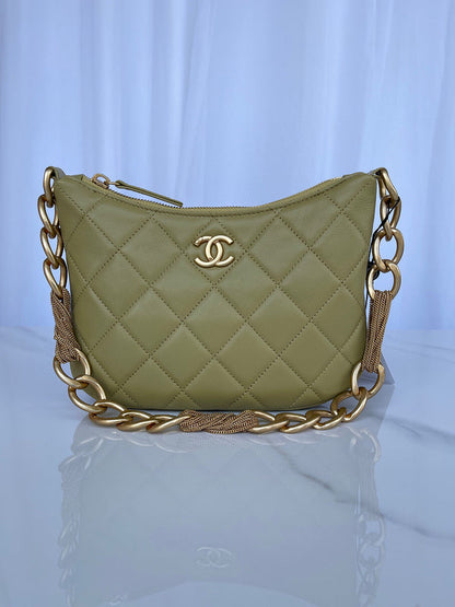 Chanel Luxury Handbag Style 365