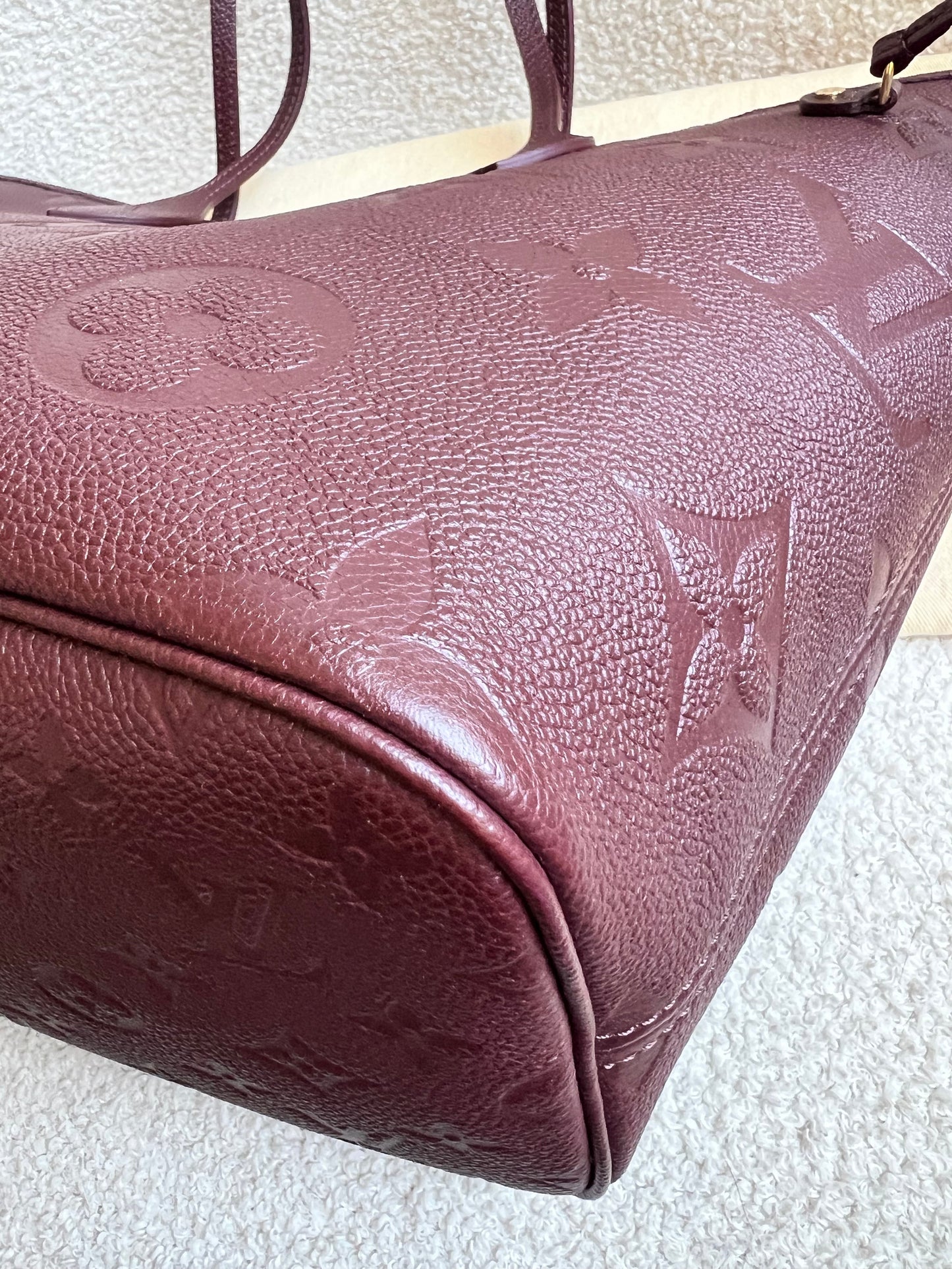 Louis Vuitton Neverfull MM Wine Empreinte (RRP £1,970)