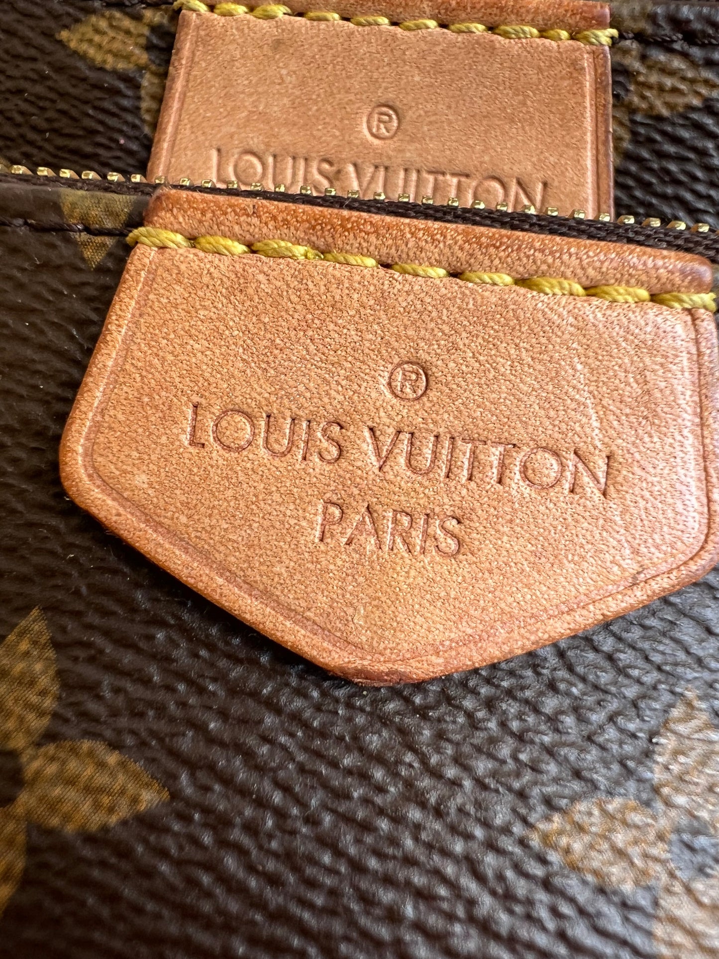 Louis Vuitton Multi Pochette Accessoires Khaki (RRP £2070)