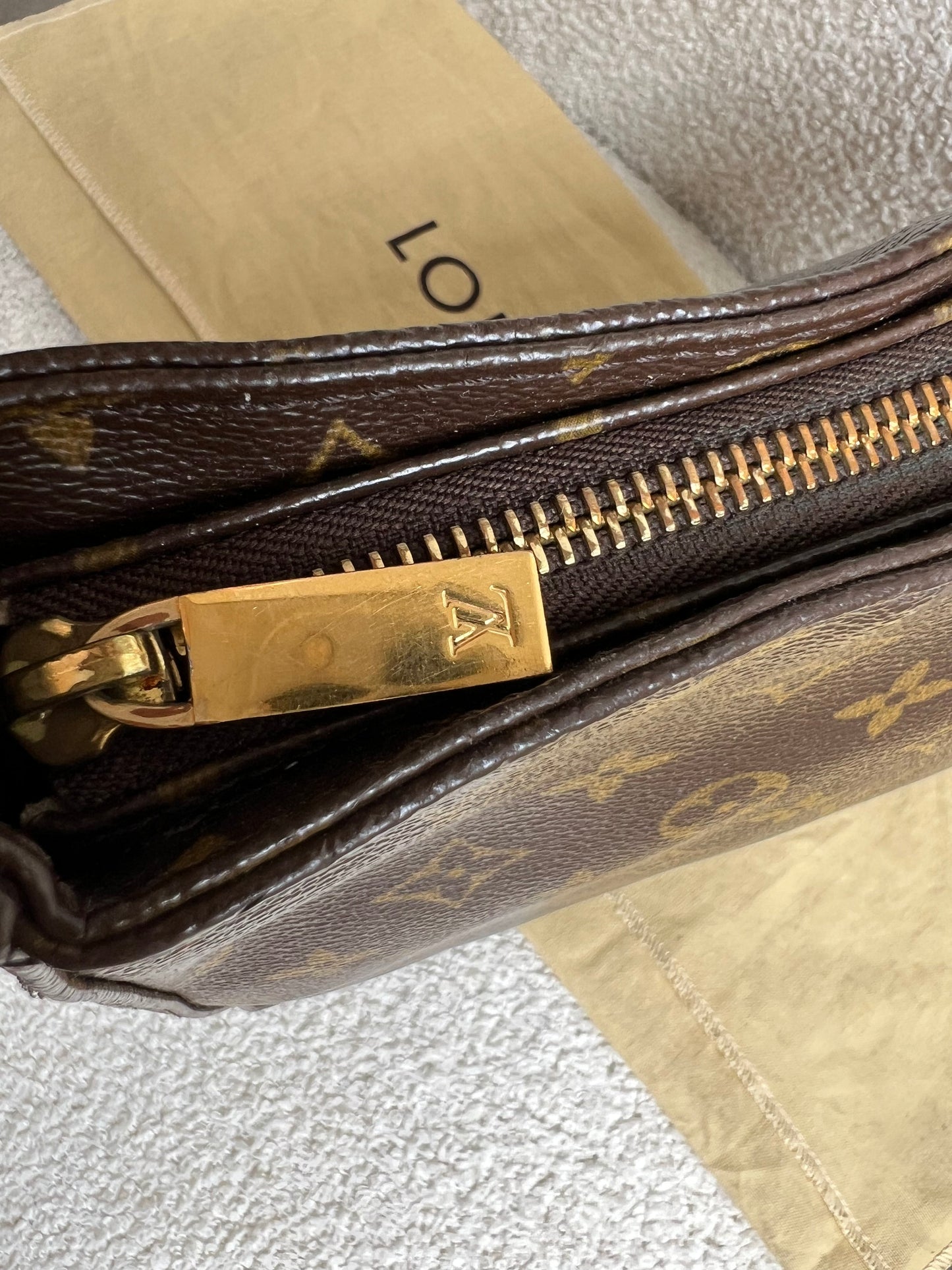 Louis Vuitton Looping MM Monogram
