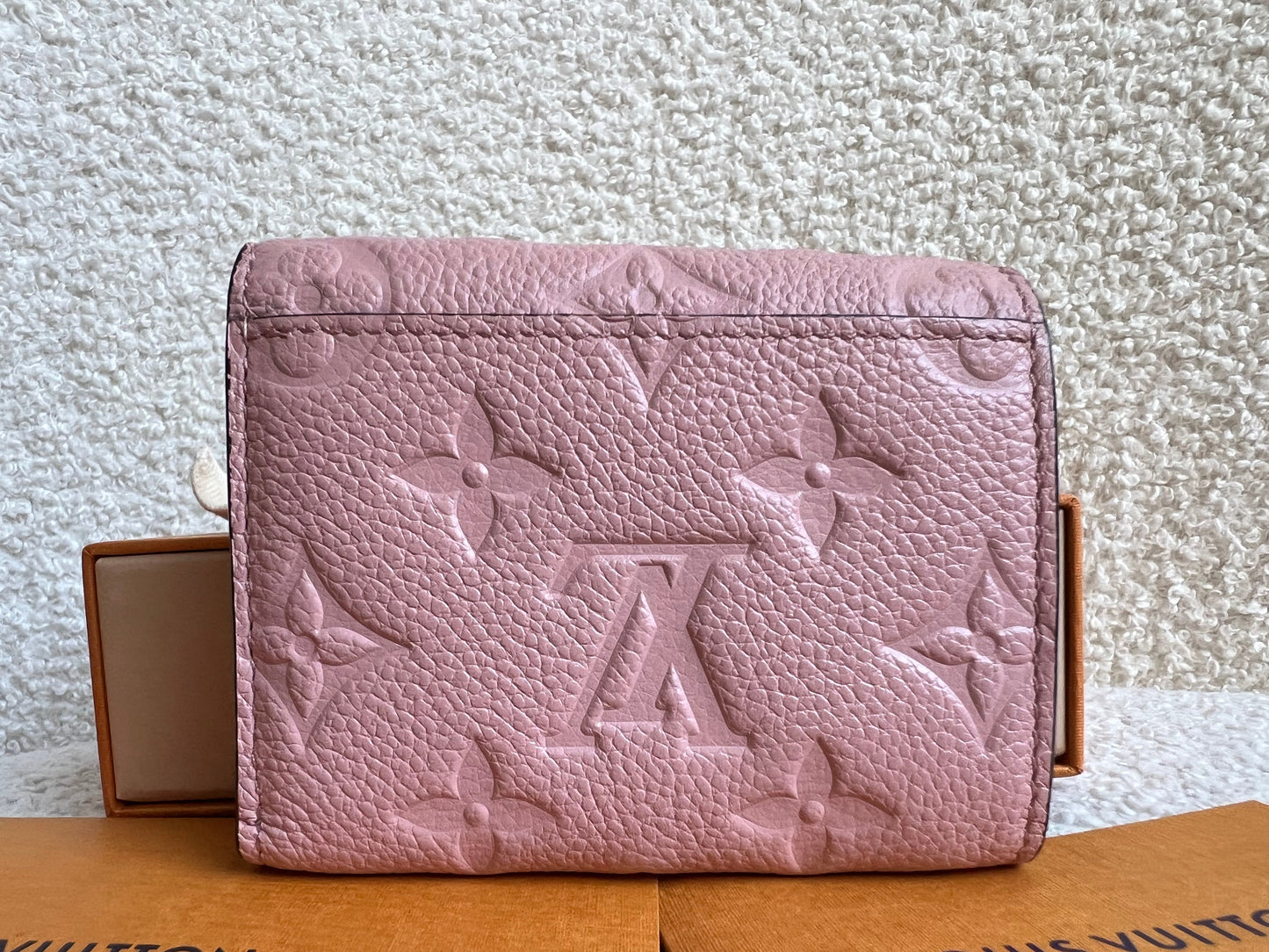 Louis Vuitton Zoe Wallet Rose Poudre Empreinte (RRP £515)