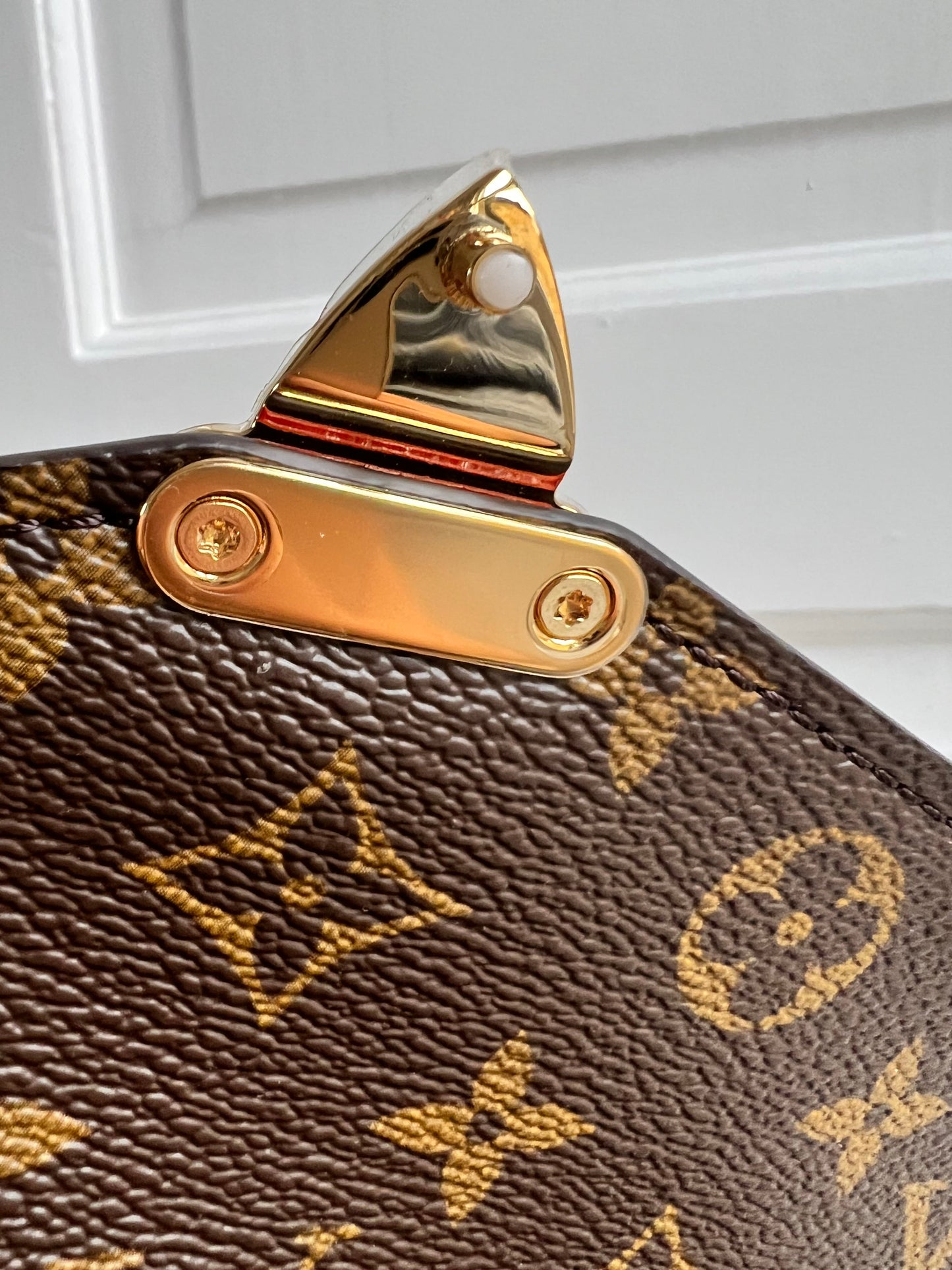 Louis Vuitton Pochette Metis Monogram (RRP £2,020)