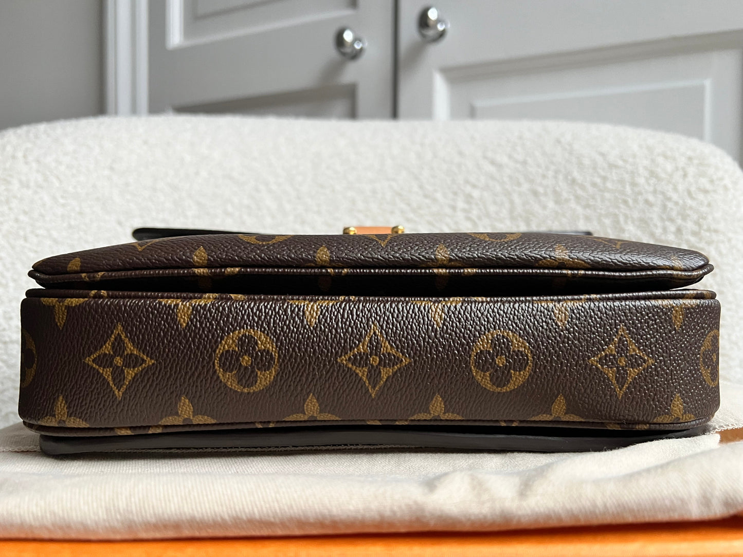 Louis Vuitton Pochette Metis Monogram (RRP £2,020)