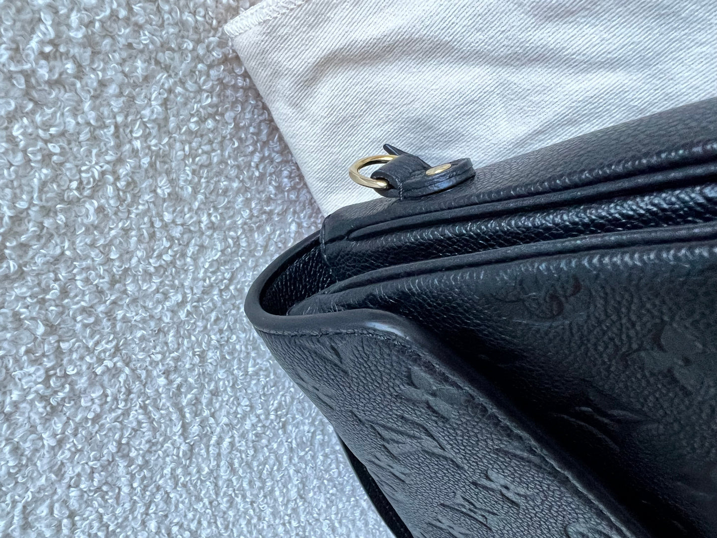 Louis Vuitton Pochette Metis Black Empreinte (RRP £2,200)