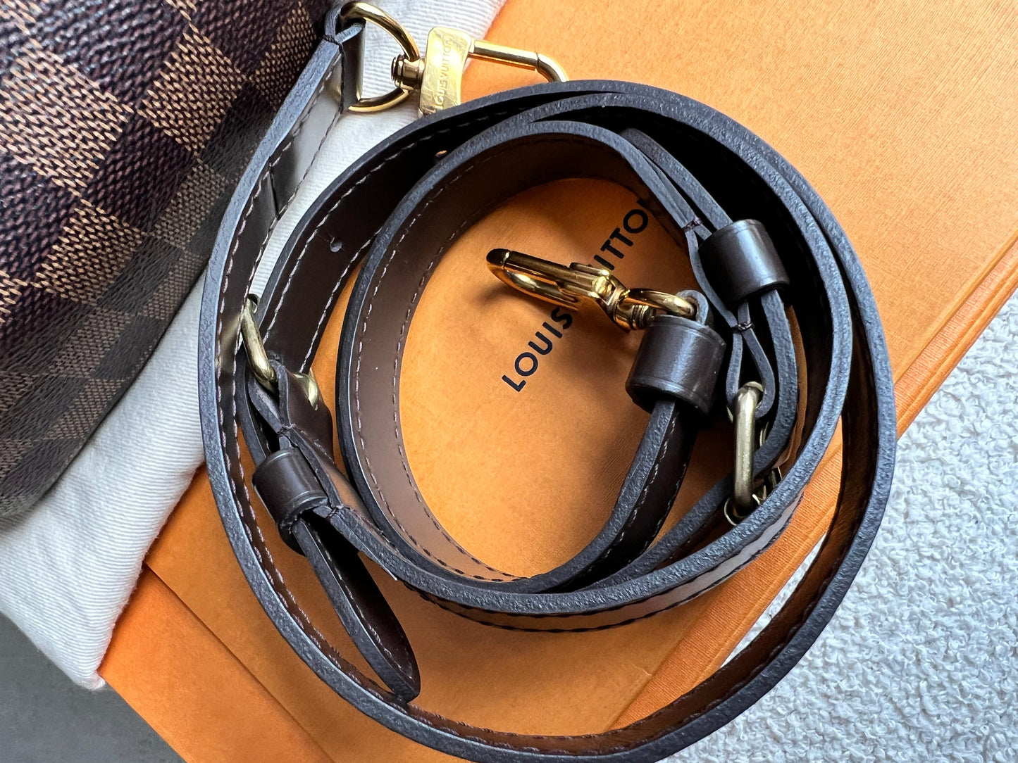 Louis Vuitton Speedy Bandouliere 30 Damier Ebene (RRP £1490)