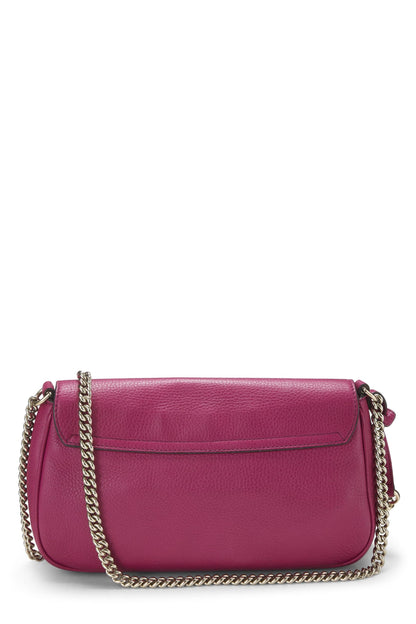 Gucci,  Pink Grained Leather Soho Chain Flap Crossbody, Pink