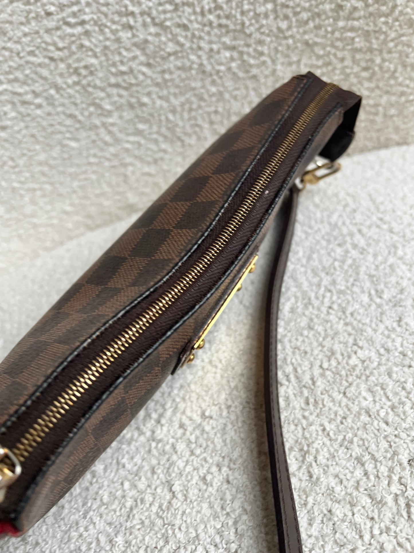 Louis Vuitton Eva Clutch Damier Ebene