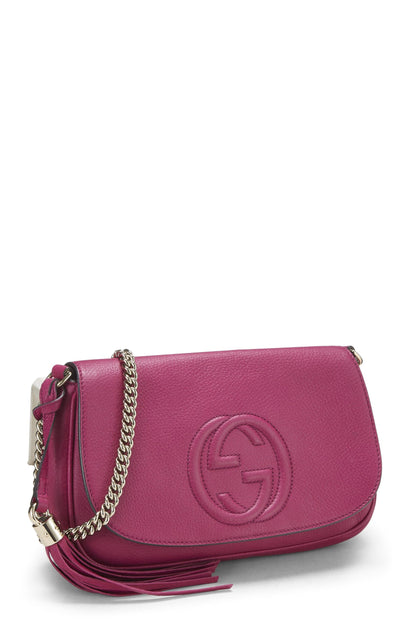 Gucci,  Pink Grained Leather Soho Chain Flap Crossbody, Pink