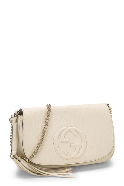 Gucci,  White Grained Leather Soho Chain Flap Crossbody, White